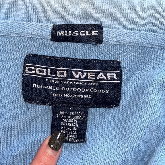 Colo Wear light blue men’s polo shirt with pink bear symbol Size Medium - Picture 5 of 5